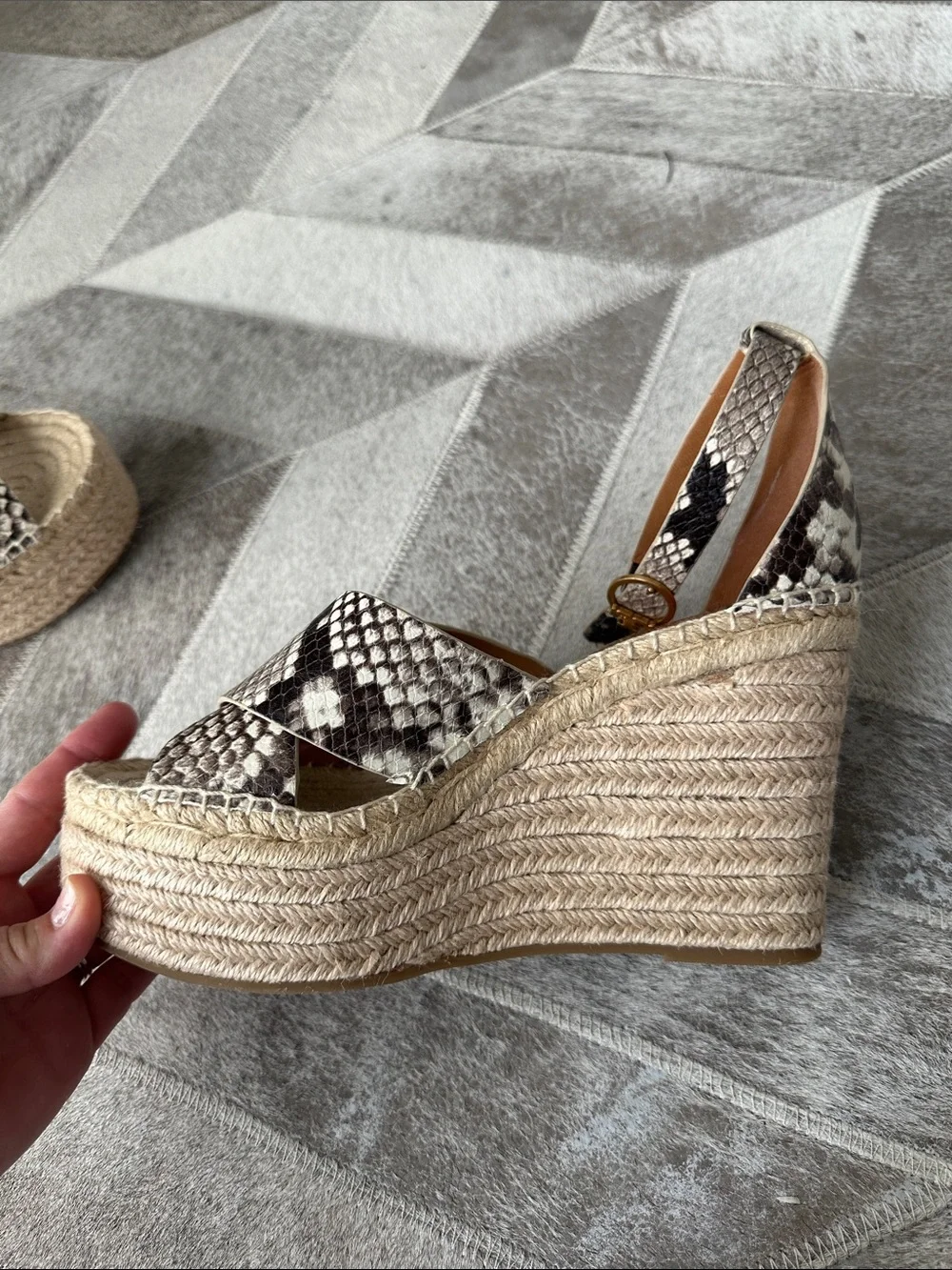 Tory Burch tory burch